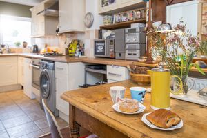 Photo 12- click for photo gallery